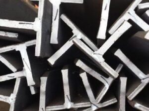 Kemalpaşa/İzmir’de T demirler satışı ile farklı sektörlere kaliteli ve uzun ömürlü çözümler sunuyoruz